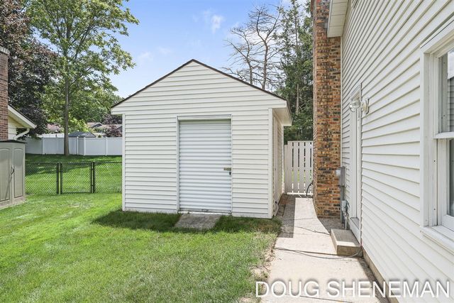 5143 Wembley Court, Wyoming, MI 49509