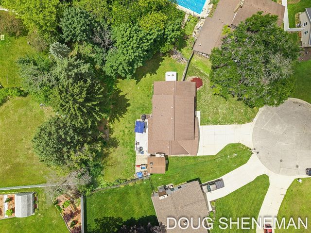 5143 Wembley Court, Wyoming, MI 49509
