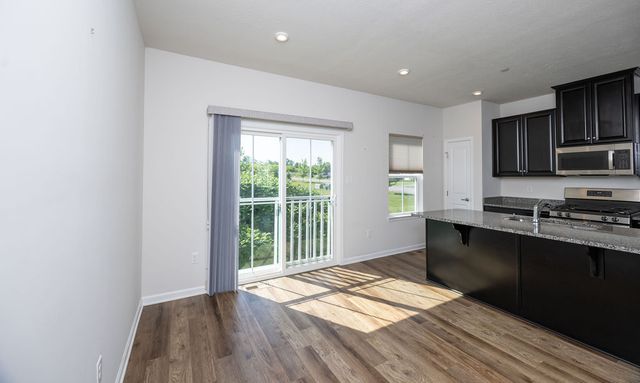 2007 Cade DRIVE, Center Twp, PA 15061