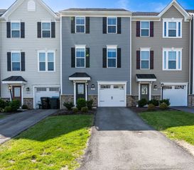 2007 Cade DRIVE, Center Twp, PA 15061
