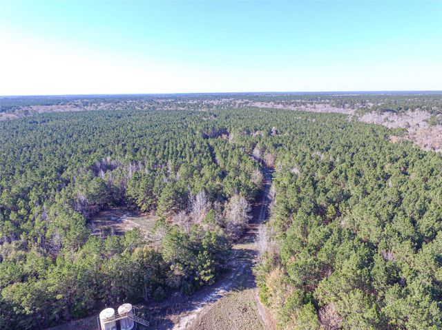 723 Mike Road, Livingston, TX 77351