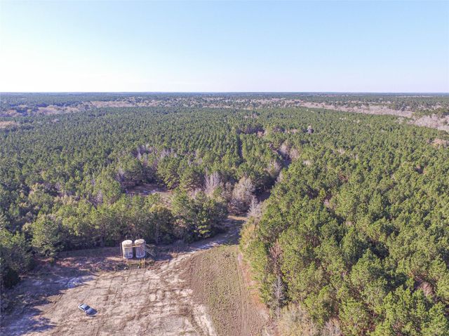 723 Mike Road, Livingston, TX 77351