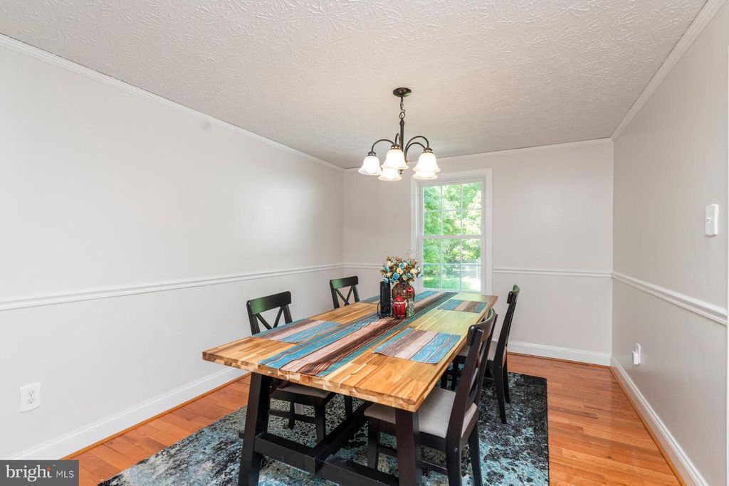 Image 11 of property listing at 3908 TEVIS CIR, Randallstown, MD 21133