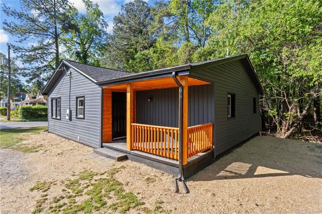 826 McKinley AVE, Suffolk, VA 23434