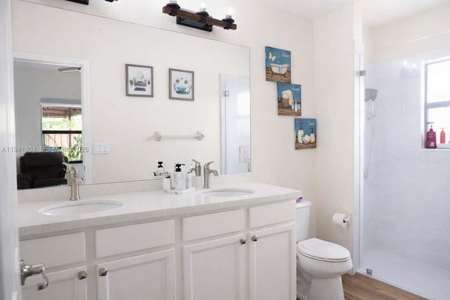 139 NE 26th Ter, Homestead, FL 33033