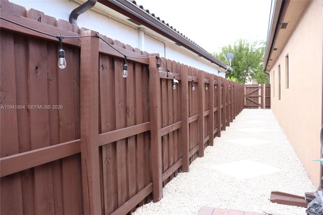 139 NE 26th Ter, Homestead, FL 33033