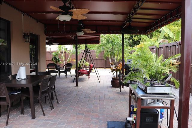 139 NE 26th Ter, Homestead, FL 33033