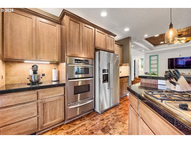 16981 Se SPRAY Ave, Milwaukie, OR 97267