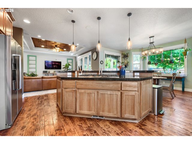 16981 Se SPRAY Ave, Milwaukie, OR 97267