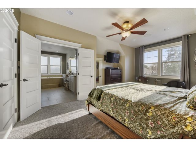 16981 Se SPRAY Ave, Milwaukie, OR 97267