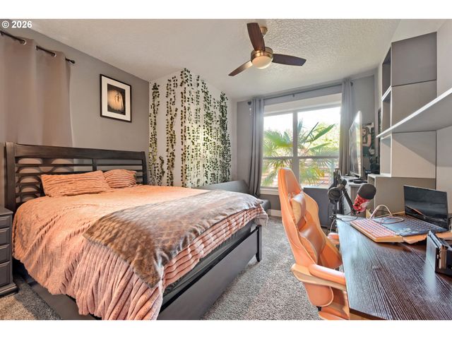 16981 Se SPRAY Ave, Milwaukie, OR 97267