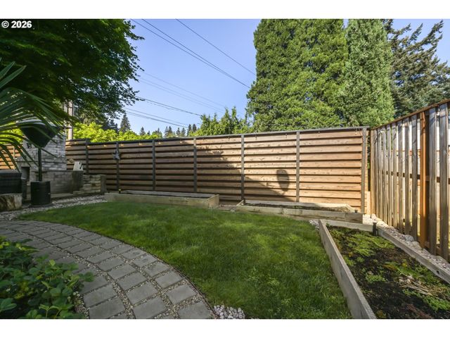 16981 Se SPRAY Ave, Milwaukie, OR 97267