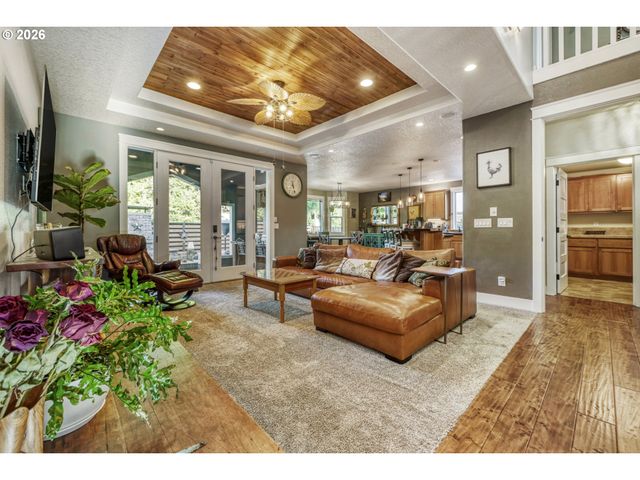 16981 Se SPRAY Ave, Milwaukie, OR 97267