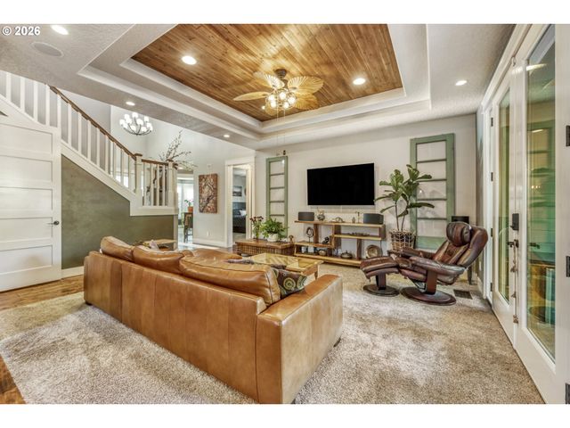 16981 Se SPRAY Ave, Milwaukie, OR 97267