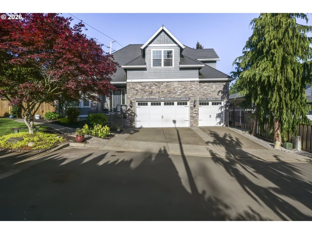16981 Se SPRAY Ave, Milwaukie, OR 97267