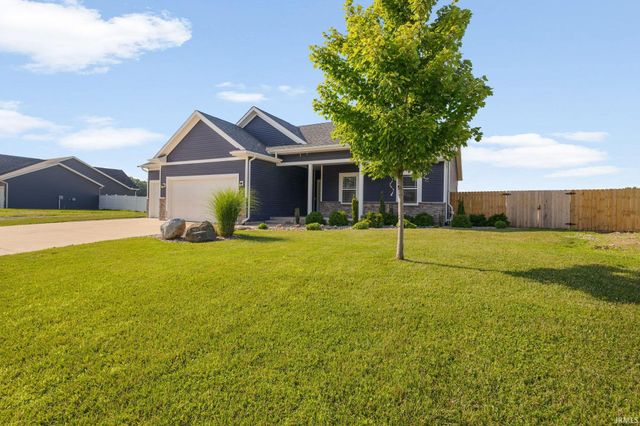 30329 Pine Bluff Drive, Elkhart, IN 46517