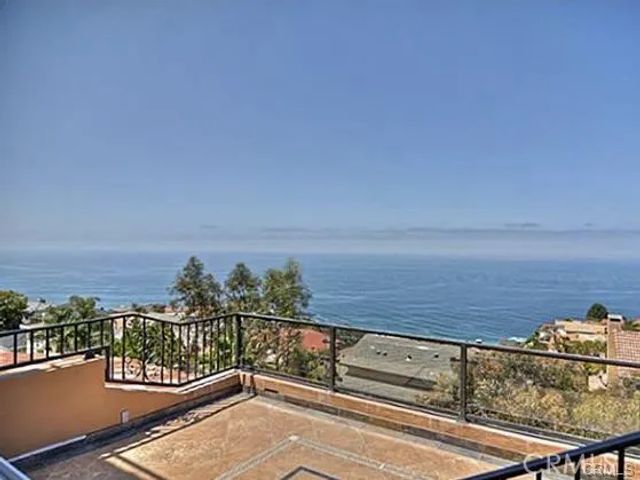 621 Loretta Drive, Laguna Beach, CA 92651