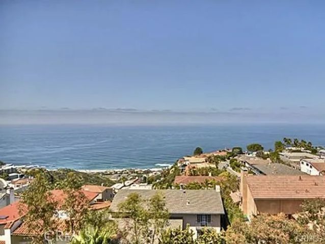 621 Loretta Drive, Laguna Beach, CA 92651