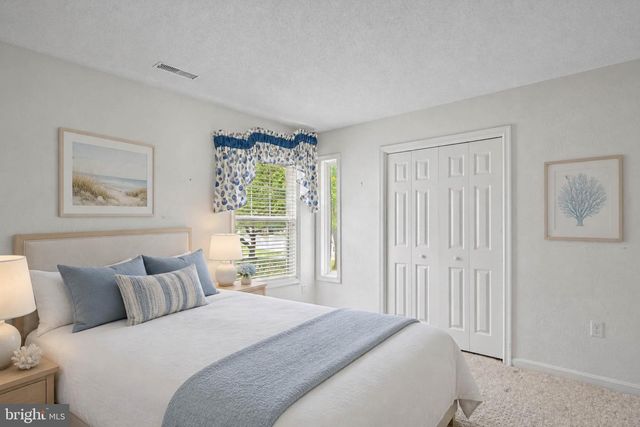 4 AMANDAS WAY, Ocean View, DE 19970