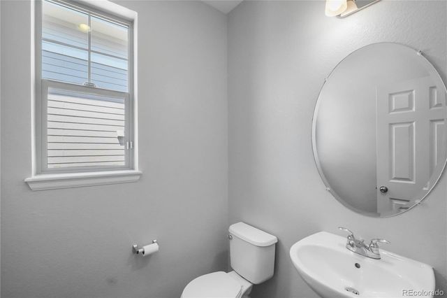 26843 E Easter Place, Aurora, CO 80016
