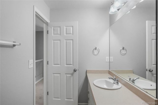 26843 E Easter Place, Aurora, CO 80016