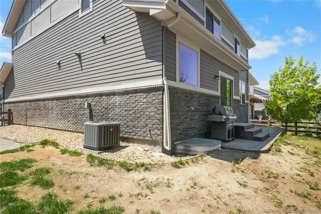 26843 E Easter Place, Aurora, CO 80016