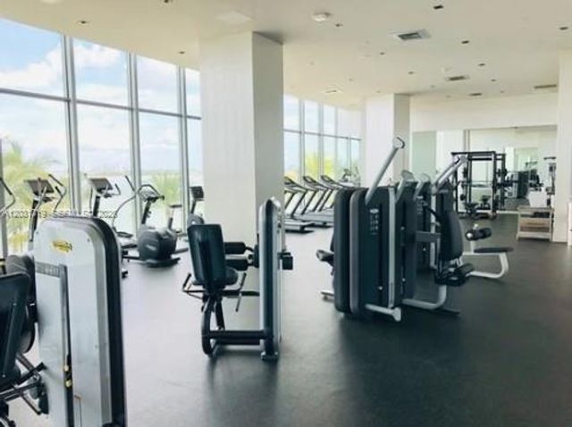 2900 NE 7th Ave 4102, Miami, FL 33137