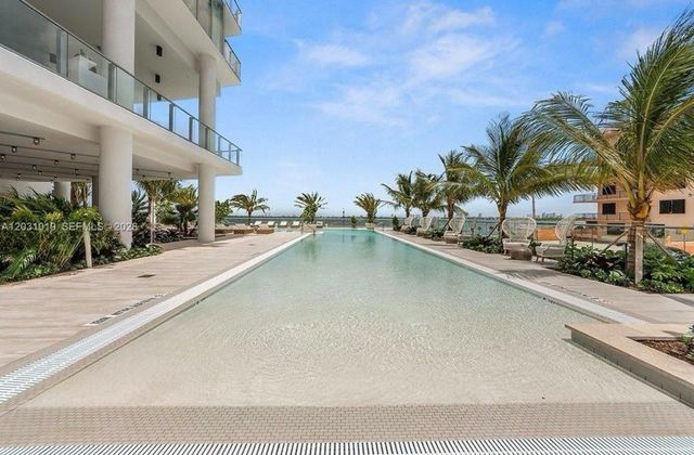 2900 NE 7th Ave 4102, Miami, FL 33137