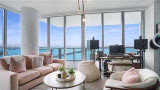 2900 NE 7th Ave 4102, Miami, FL 33137