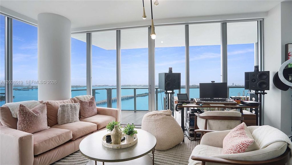 2900 NE 7th Ave 4102, Miami, FL 33137
