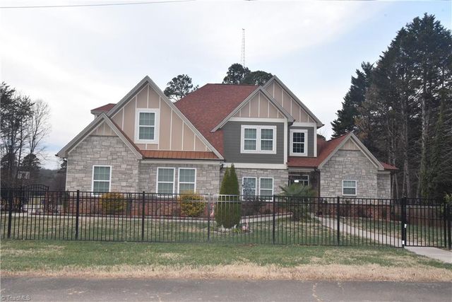 1413 Bancroft Street, Winston-salem, NC 27127