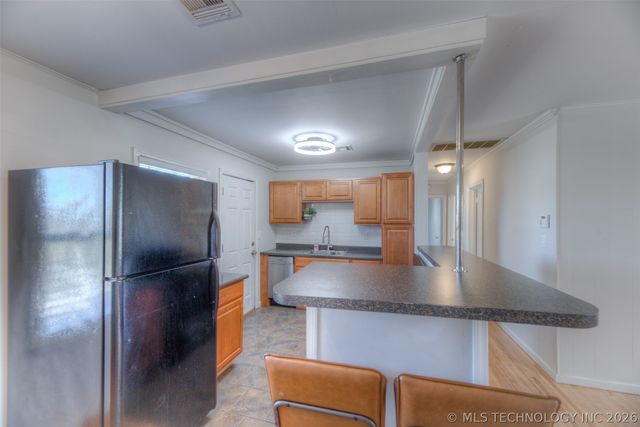 3741 E 2nd Street, Tulsa, OK 74112