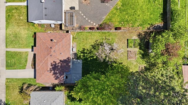 1228 E 40th Ave, Spokane, WA 99203