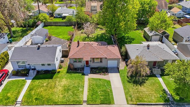 1228 E 40th Ave, Spokane, WA 99203