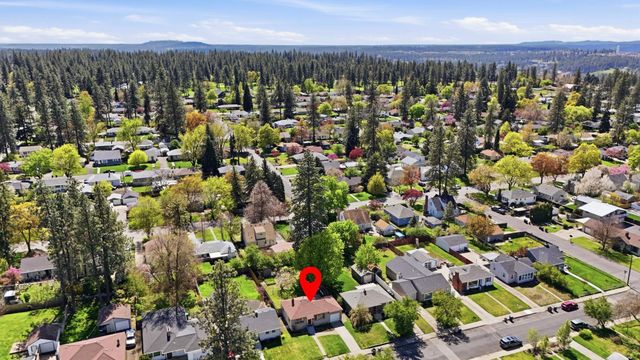 1228 E 40th Ave, Spokane, WA 99203