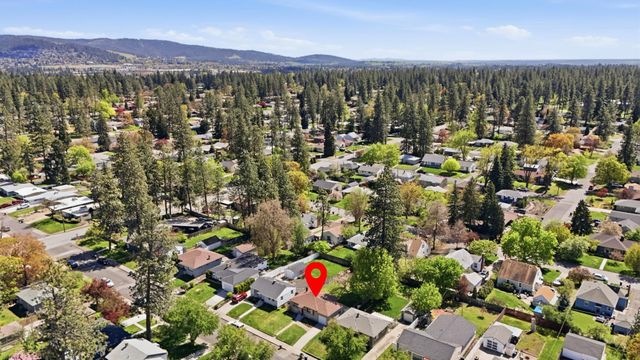 1228 E 40th Ave, Spokane, WA 99203