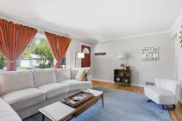 1228 E 40th Ave, Spokane, WA 99203