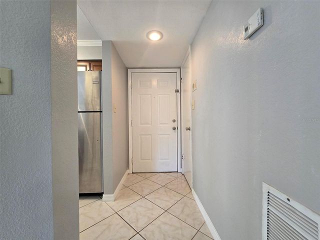 8630 MALLARD RESERVE DRIVE 101, Tampa, FL 33614