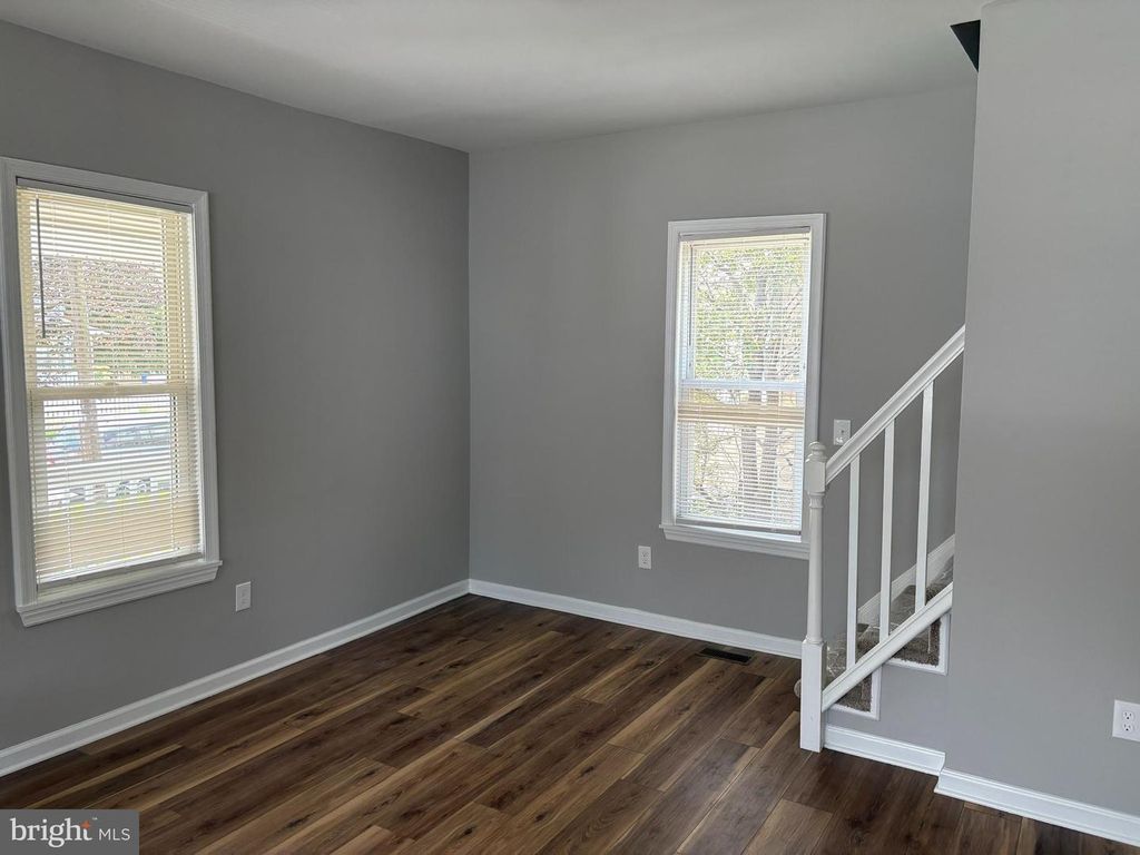 537 BRIDGEBORO ST, Riverside, NJ 08075