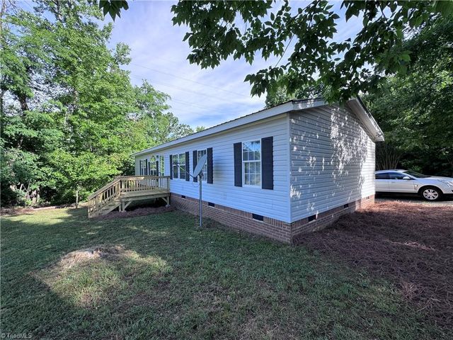 293 Regina Drive, Thomasville, NC 27360