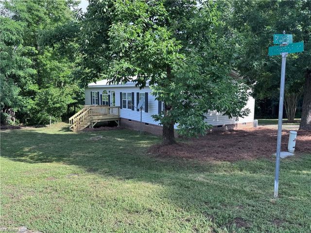 293 Regina Drive, Thomasville, NC 27360