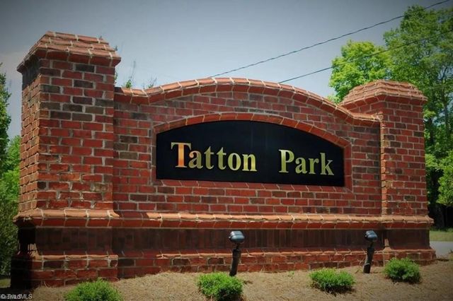 4762 Tatton Park Circle 3D, Winston-salem, NC 27103
