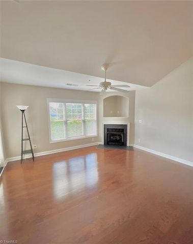 4762 Tatton Park Circle 3D, Winston-salem, NC 27103