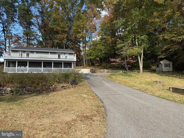453 WALNUT DR, Edgewater, MD 21037