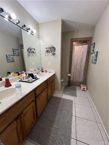 2031 Pena Street, Mission, TX 78572