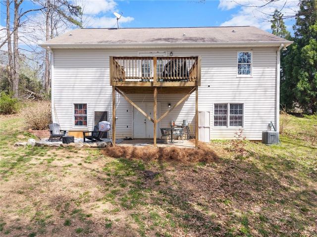 64 Wild Ridge Lane, Dahlonega, GA 30533