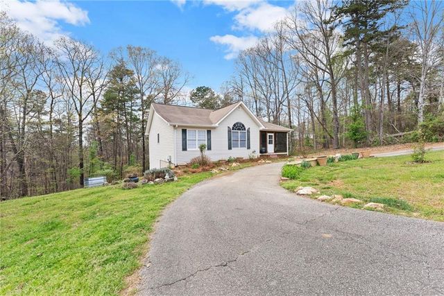 64 Wild Ridge Lane, Dahlonega, GA 30533