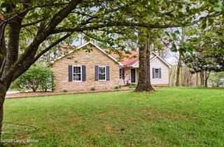 250 Wicker Ln, Brooks, KY 40109