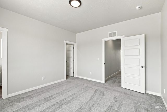 5224 S Big Jacks Creek Ave, Nampa, ID 83686