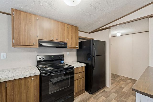 9500 S Rockwell Avenue, Cashion, OK 73016